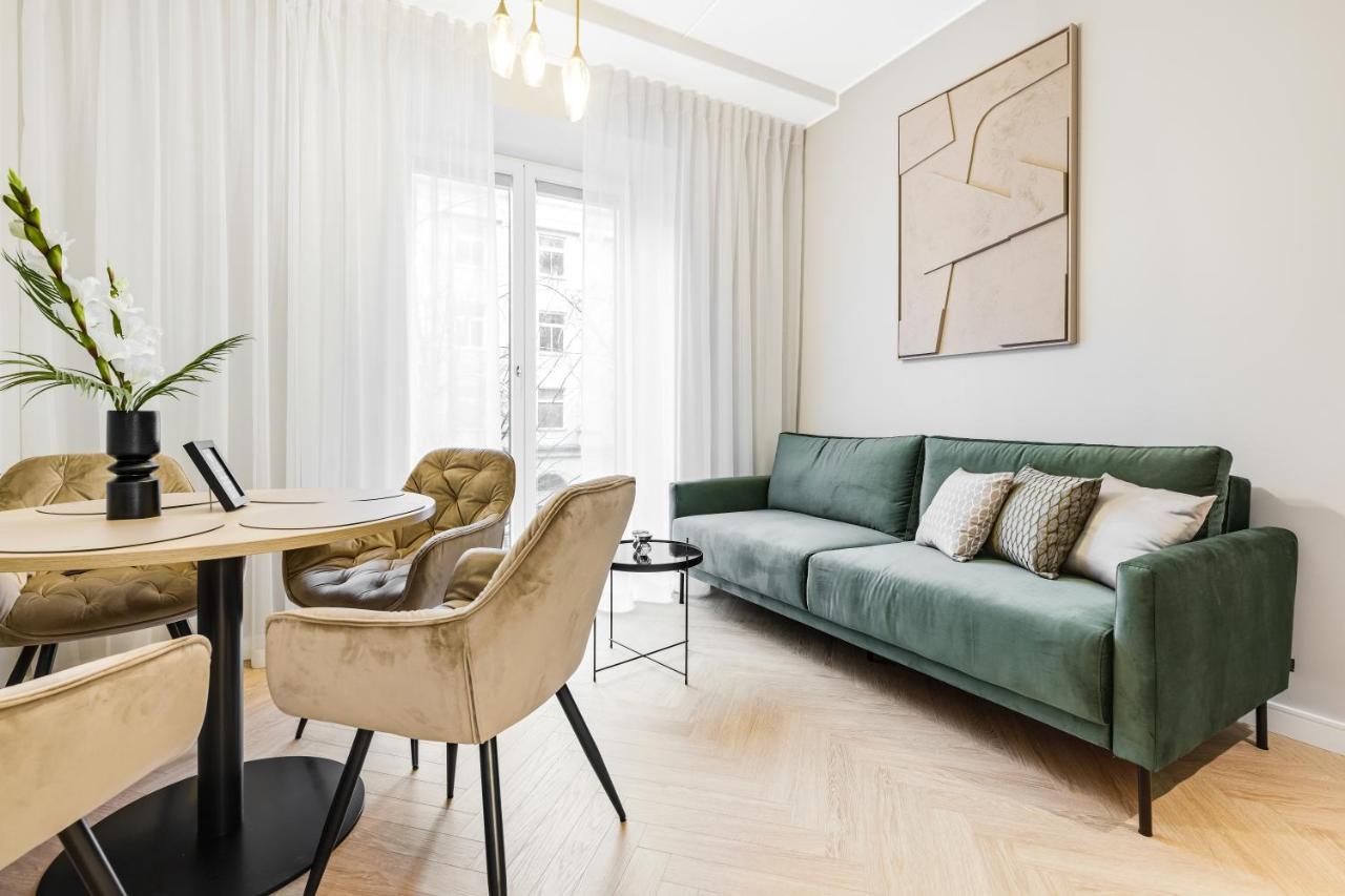 Apartamento Bob W Ambassador Tallin Exterior foto