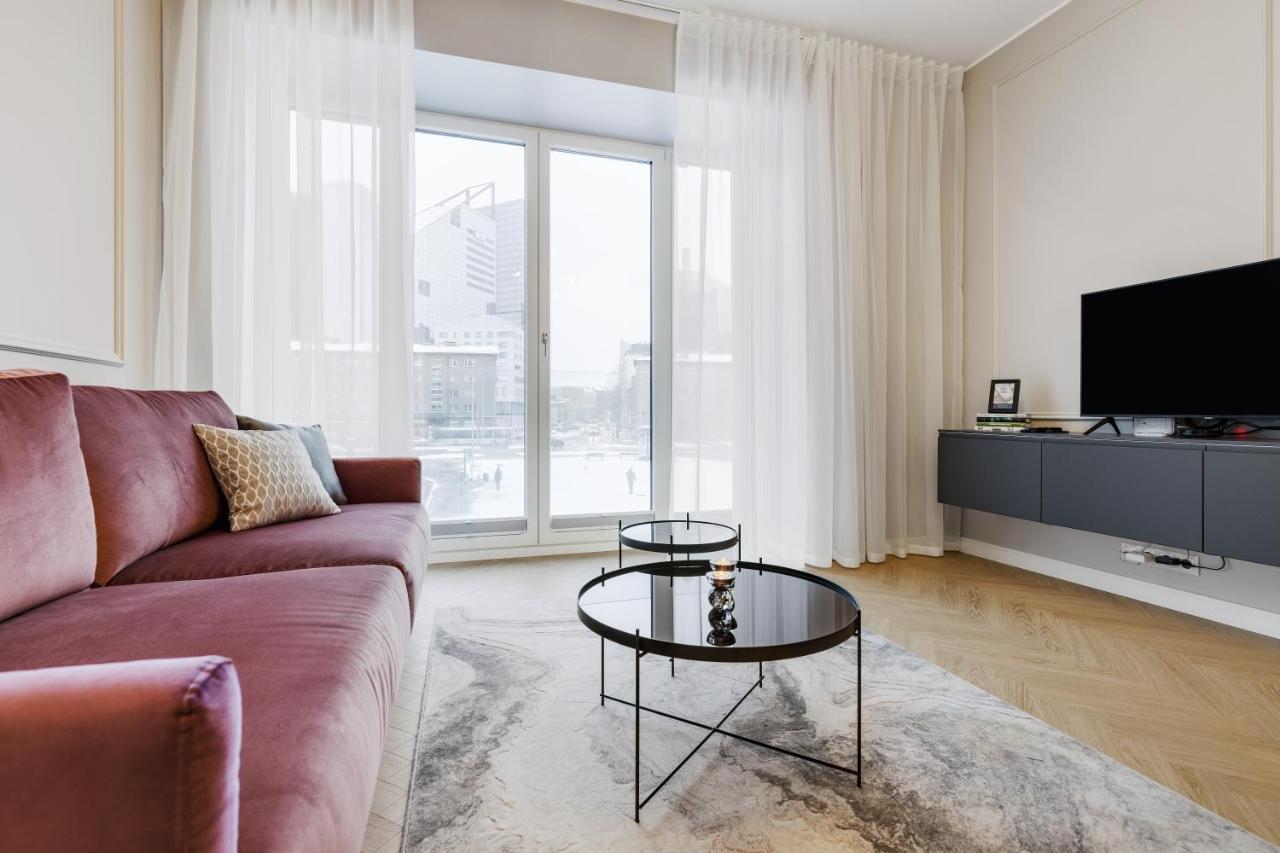 Apartamento Bob W Ambassador Tallin Exterior foto