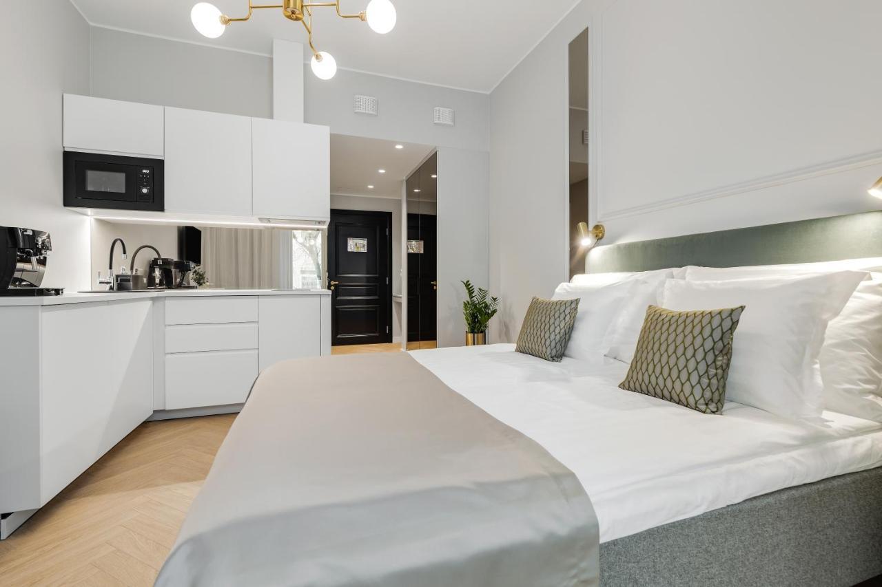 Apartamento Bob W Ambassador Tallin Exterior foto
