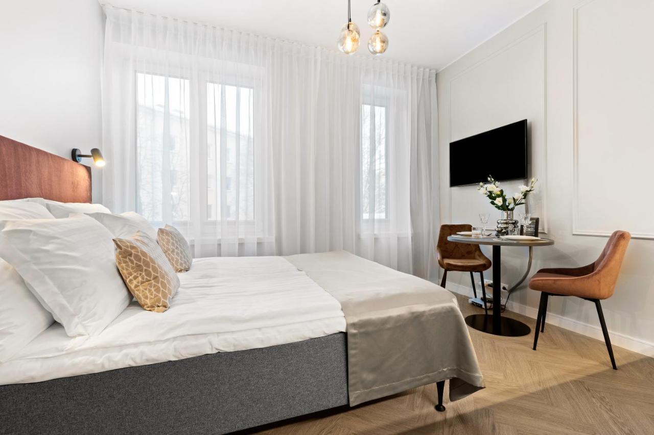 Apartamento Bob W Ambassador Tallin Exterior foto