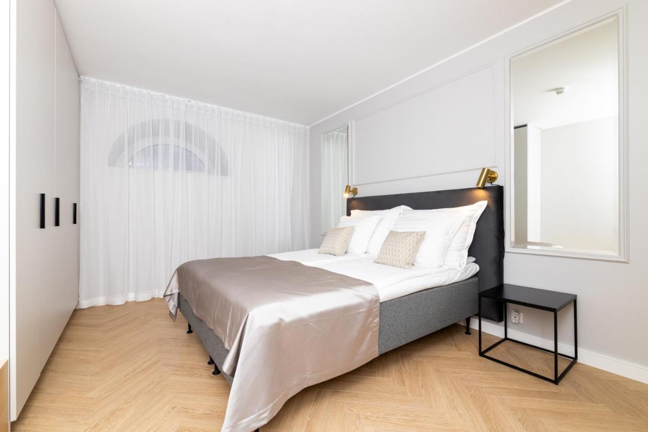 Apartamento Bob W Ambassador Tallin Exterior foto