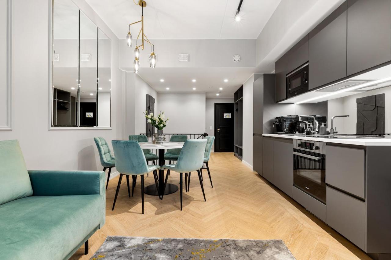 Apartamento Bob W Ambassador Tallin Exterior foto