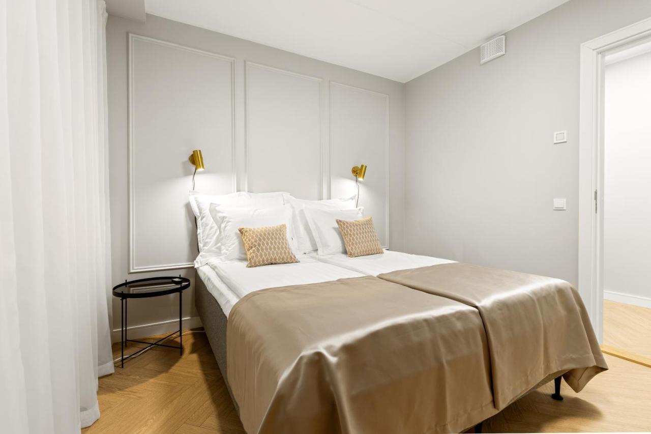 Apartamento Bob W Ambassador Tallin Exterior foto